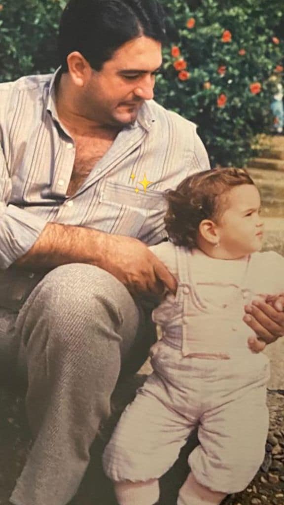 Anabel Pantoja con su padre