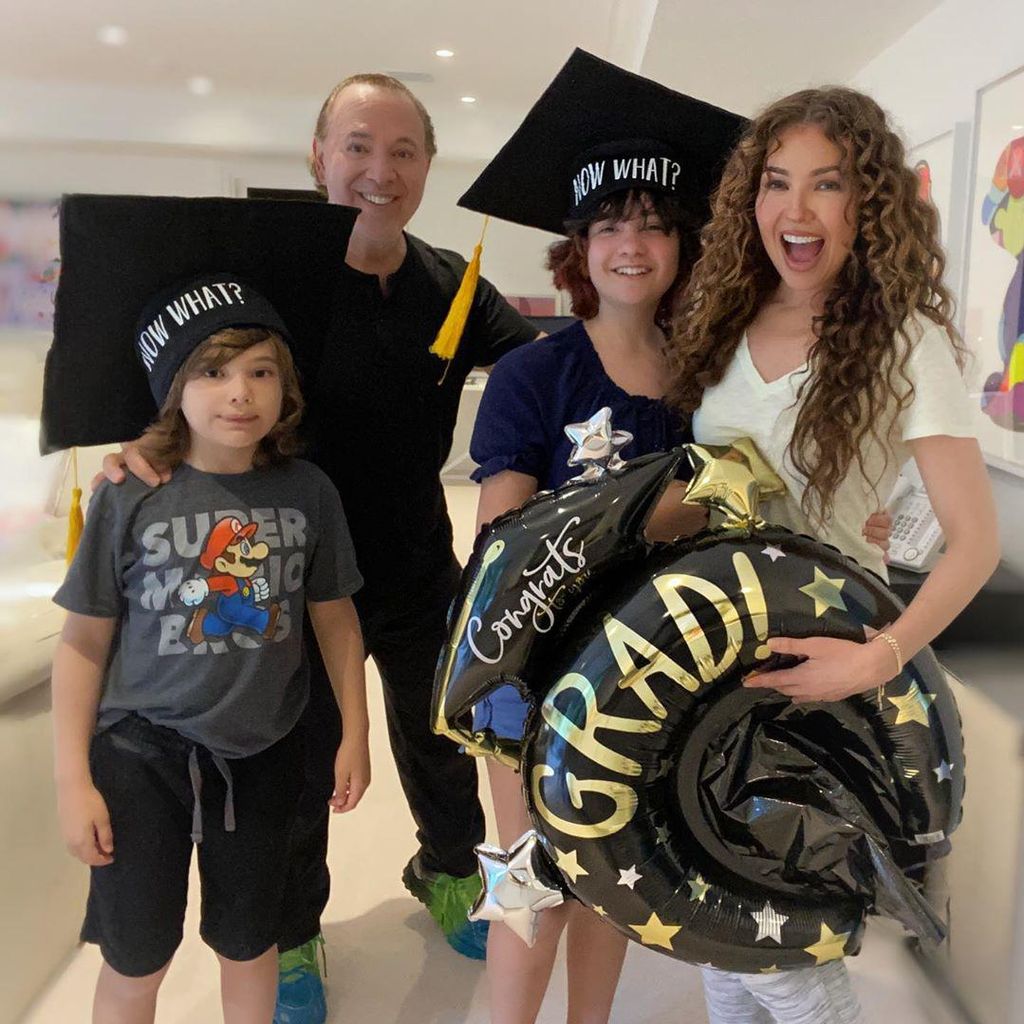 Thalía y su familia