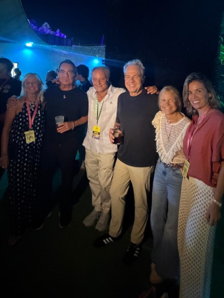 La duquesa de Montoro ha disfrutado del 'show' junto a su marido y un grupo de amigos