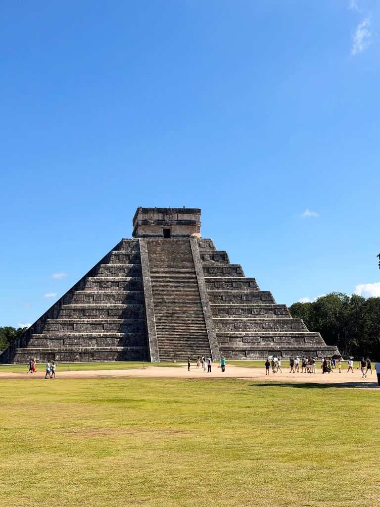 La pareja quedó encantada con la zona arqueológica y todo lo que vieron en ella.