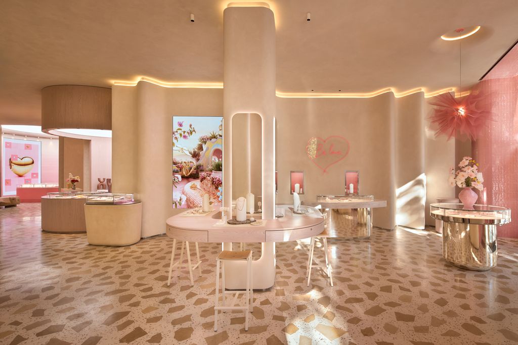 Pandora inaugura en el Passeig de Gràcia de Barcelona su primera flagship en España y la tercera del mundo (12 de junio de 2026)