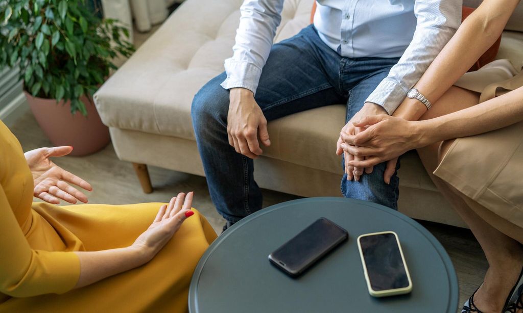 Pareja en la consulta