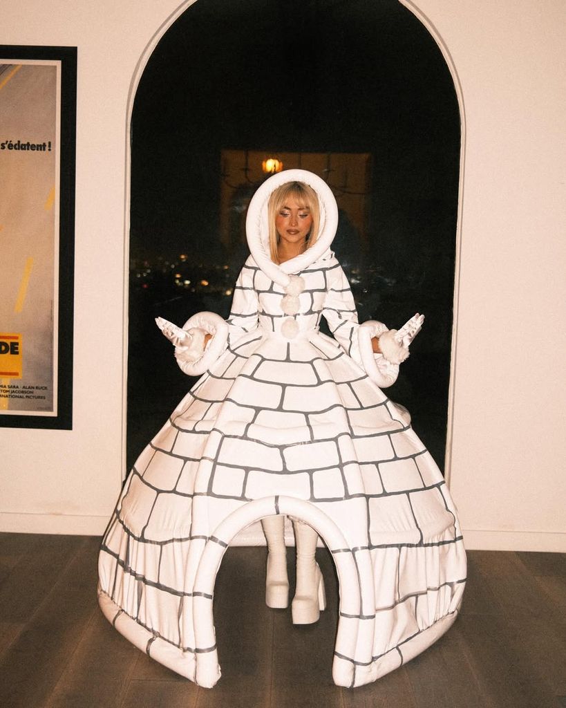 Sabrina Carpenter como Lizzie McGuire