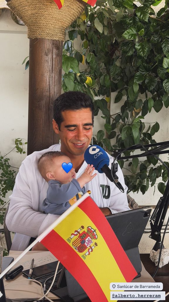 Blanca Llandres ha compartido esta imagen de su marido y su hijo