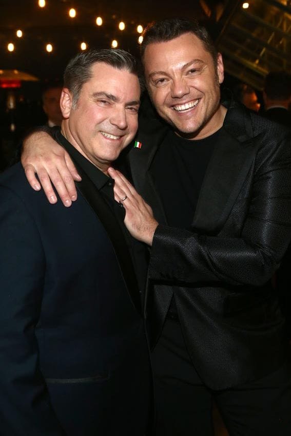 Tiziano Ferro y Victor Allen