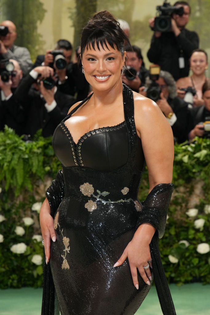 Plano medio de Ashley Graham en la Met Gala 2024