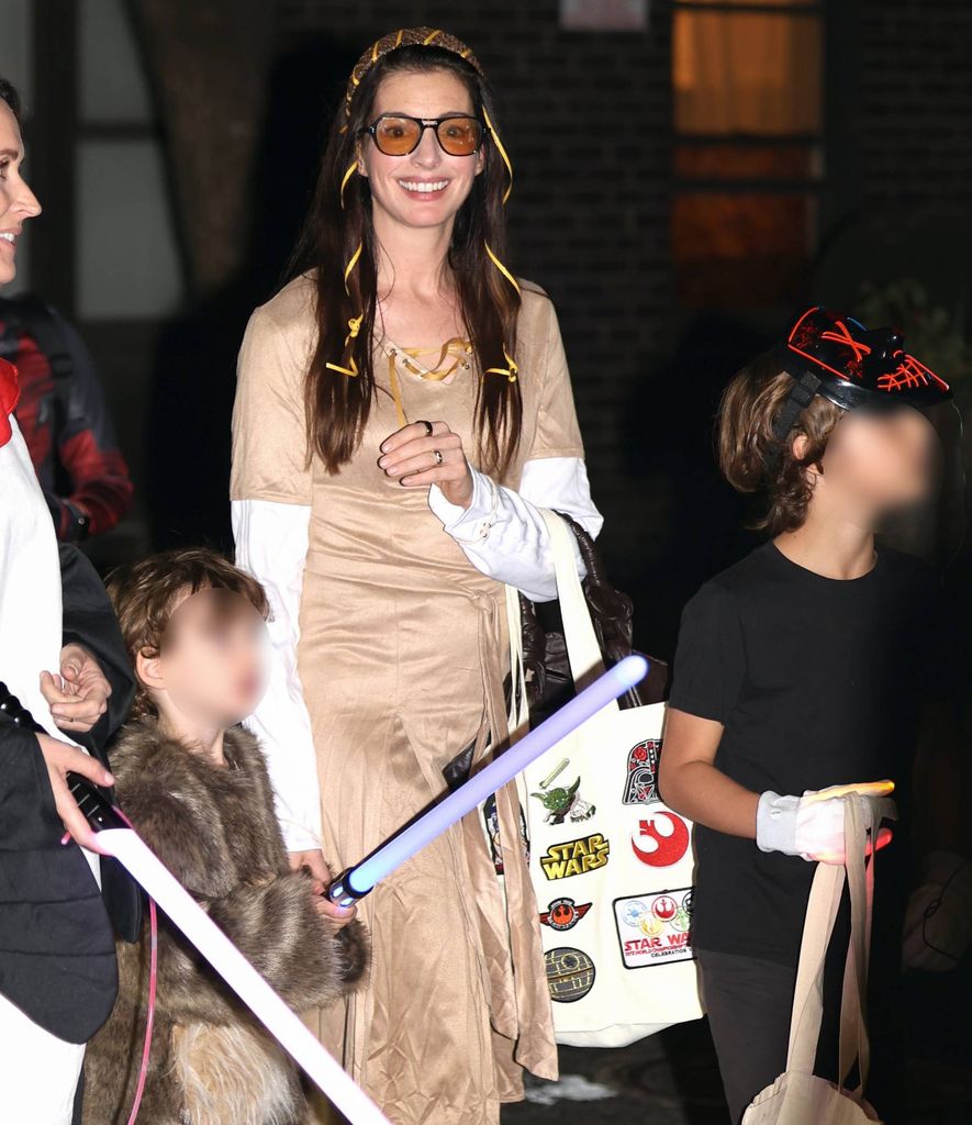 Anne Hathaway ya es madre de dos niños varones: Jonathan y Jack.