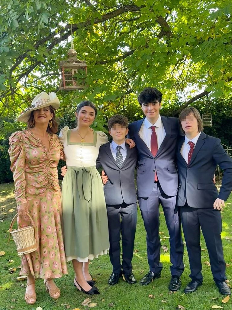 Samantha Vallejo-Nágera con sus hijos