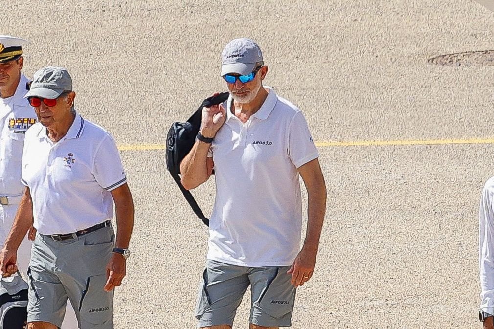 El Rey llegando al puerto en la pasada edición de este torneo