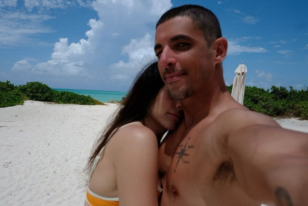 Zuria Vega y Alberto Guerra