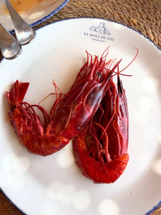 Imagen publicada este verano por Dua Lipa tras su visita al restaurante Es Molí de Sal, en Formentera.