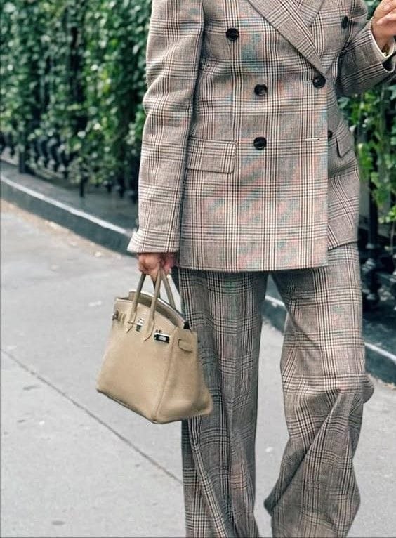 Marie-Chantal celebra los 25 años de su firma en Londres.