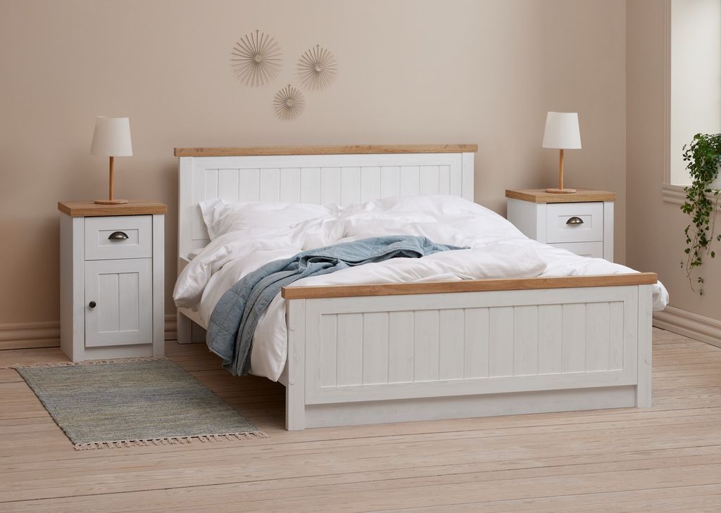 Conjunto de mobiliario de dormitorio a juego