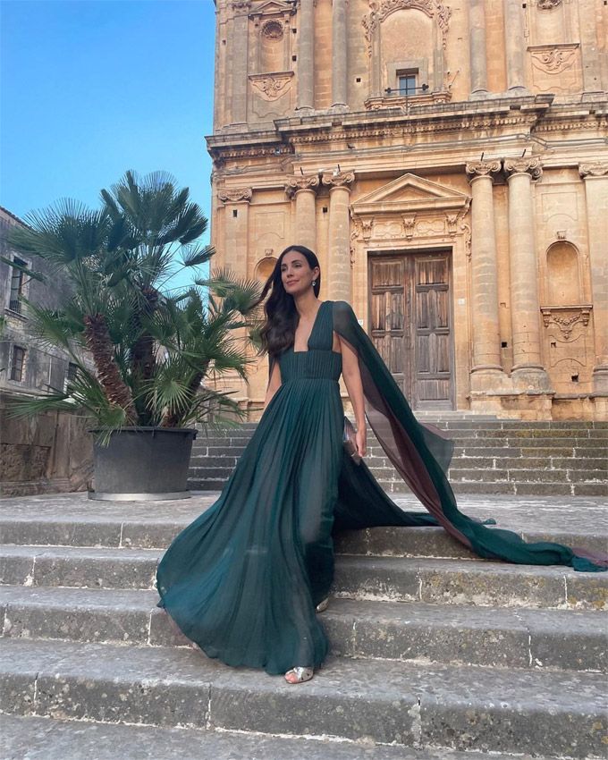 Sassa de Osma arrasa con su look en la fiesta por la boda de los fundadores de Aquazzura