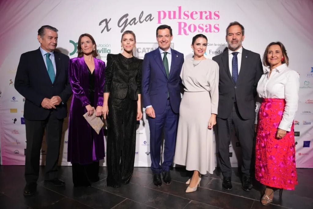 Manuela Villena con look de firma española.