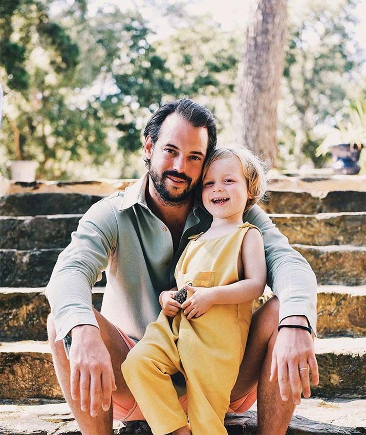 Félix  de Luxemburgo con sus hijos