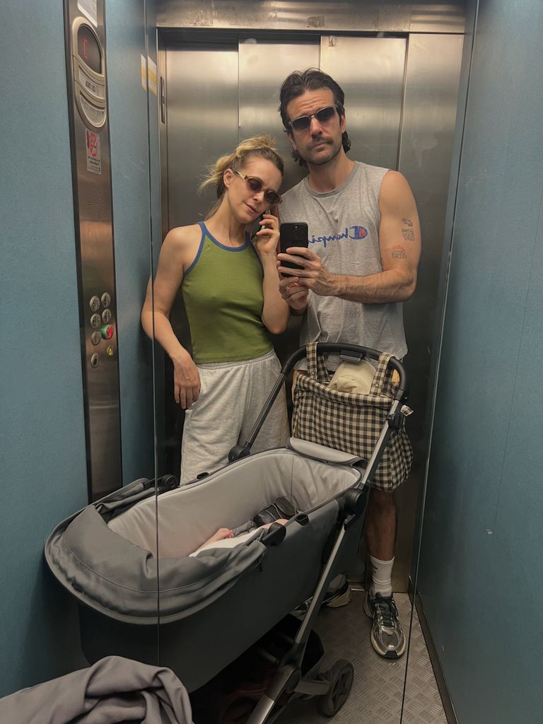 Jon Arias y Alba Ribas han vivido su primer verano como padres