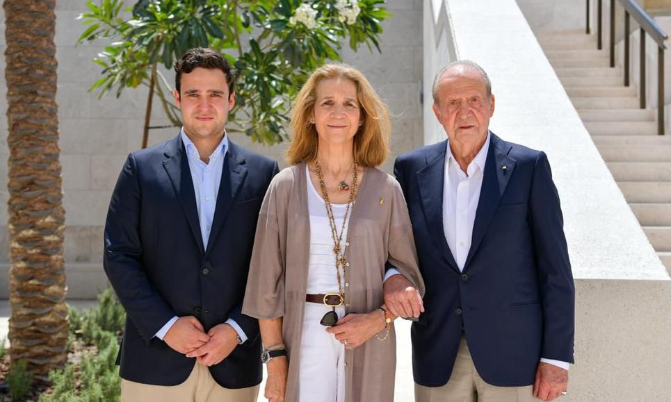 Rey Juan Carlos HOLA PLUS