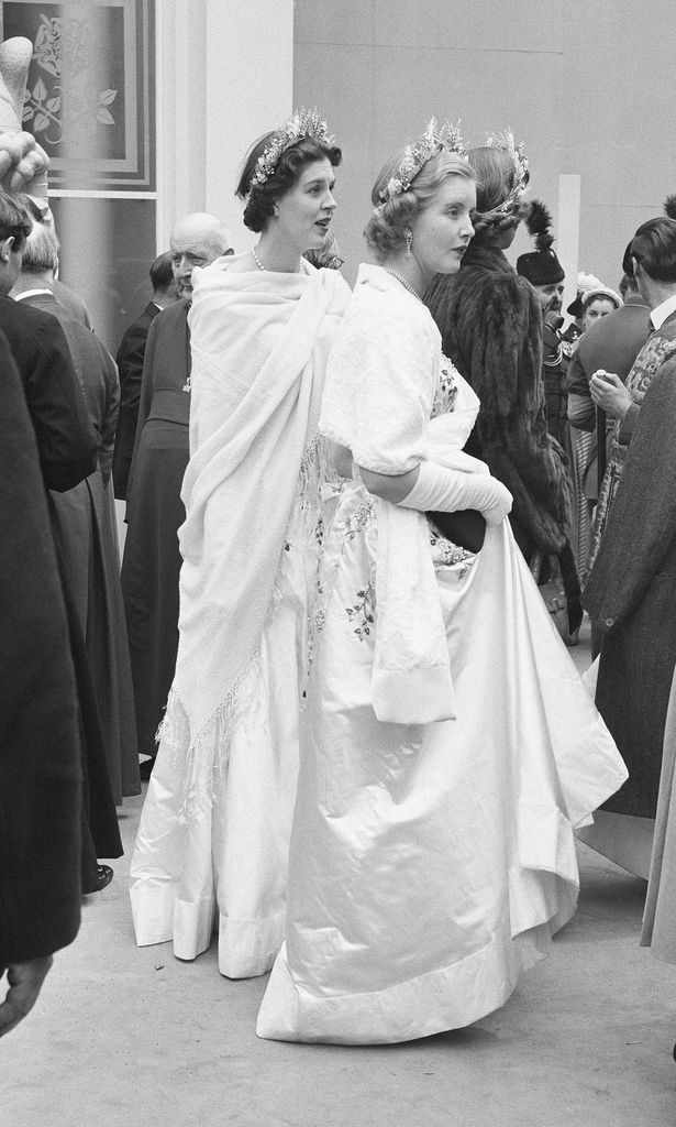 Damas de honor coronación Isabel II