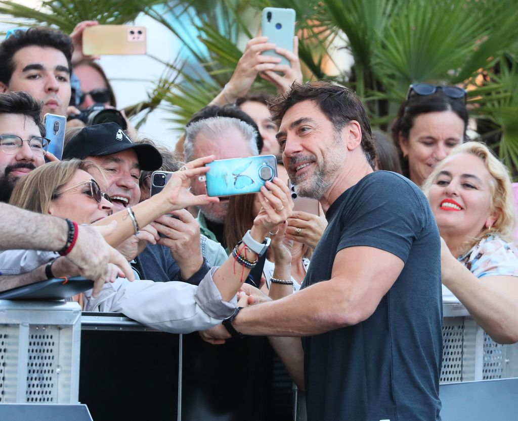 Javier Bardem llega a San Sebastián para recibir el Premio Donostia en la 72ª edición del Festival 