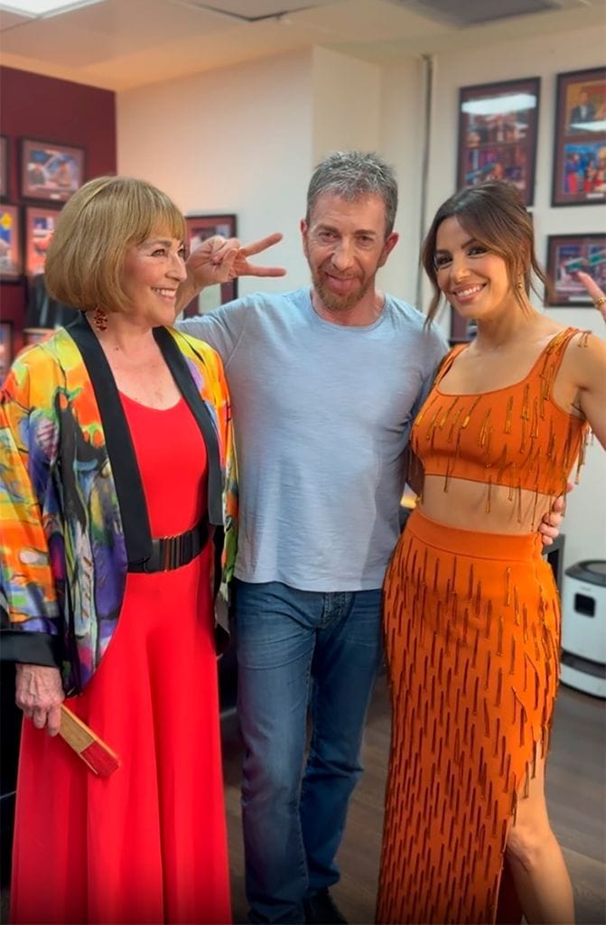 Eva Longoria y su sensual look de fiesta en Madrid junto a Carmen Maura