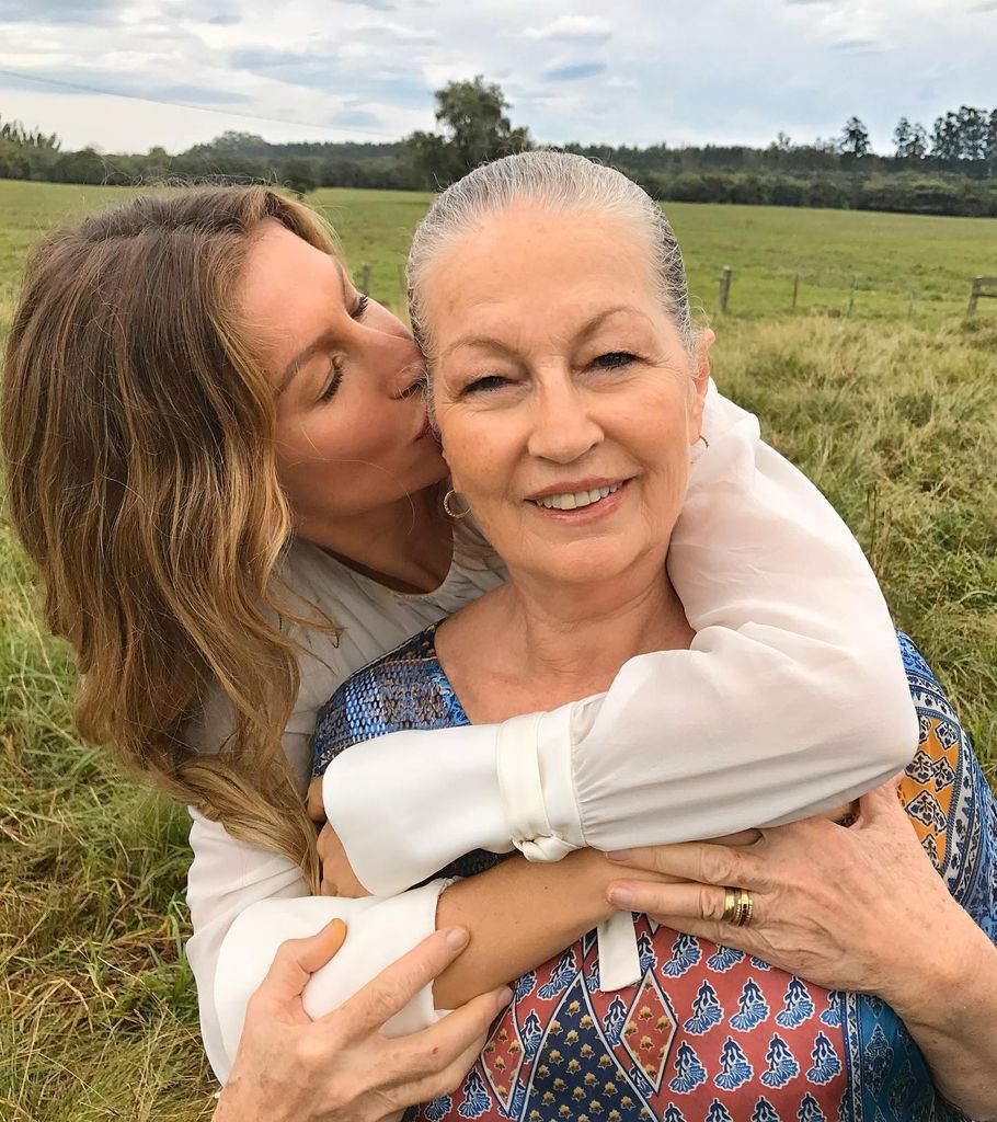 Gisele Bündchen y su mamá.