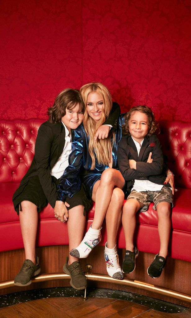 HOLA 4013 Paulina Rubio