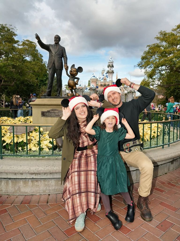 Camila Fernández, Francisco Barba y Cayetana.