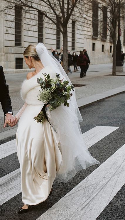 Vestido de novia de satén
