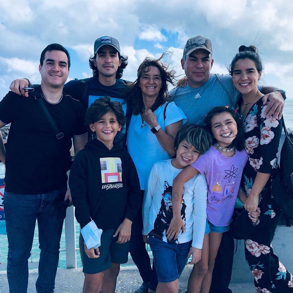 familia de ana araujo