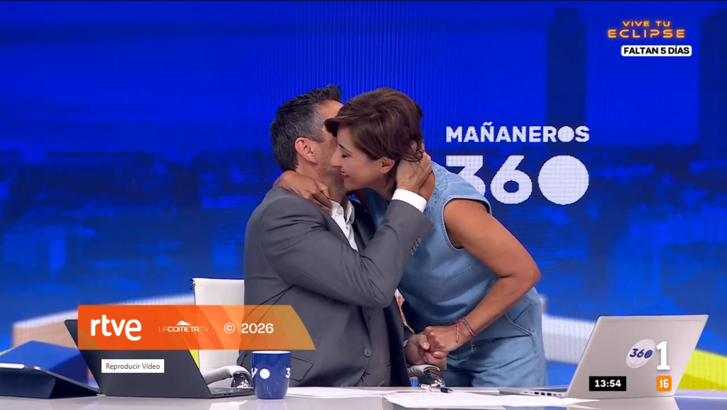 Javier Ruiz y Adela González se despiden en directo