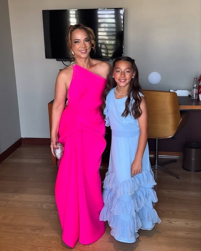 Adamari López y su hija se fueron a una boda de unos queridos amigos en Chile