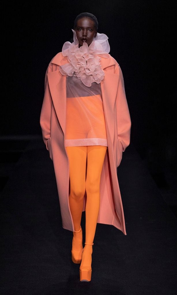 le club couture es el nombre de la colecci n primavera verano 2023 de valentino