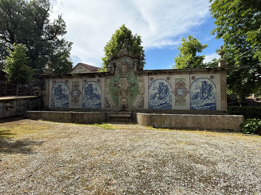 Casa de Santar e Magalhaes, Portugal