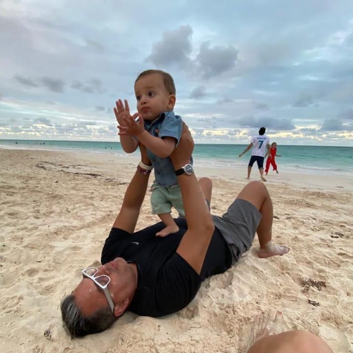 Daniel Sarcos, Alessandra Villegas y su hijo
