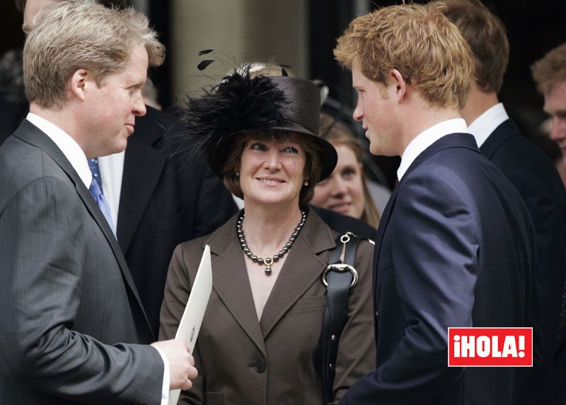 Príncipe Harry con su tío, el conde Charles Spencer