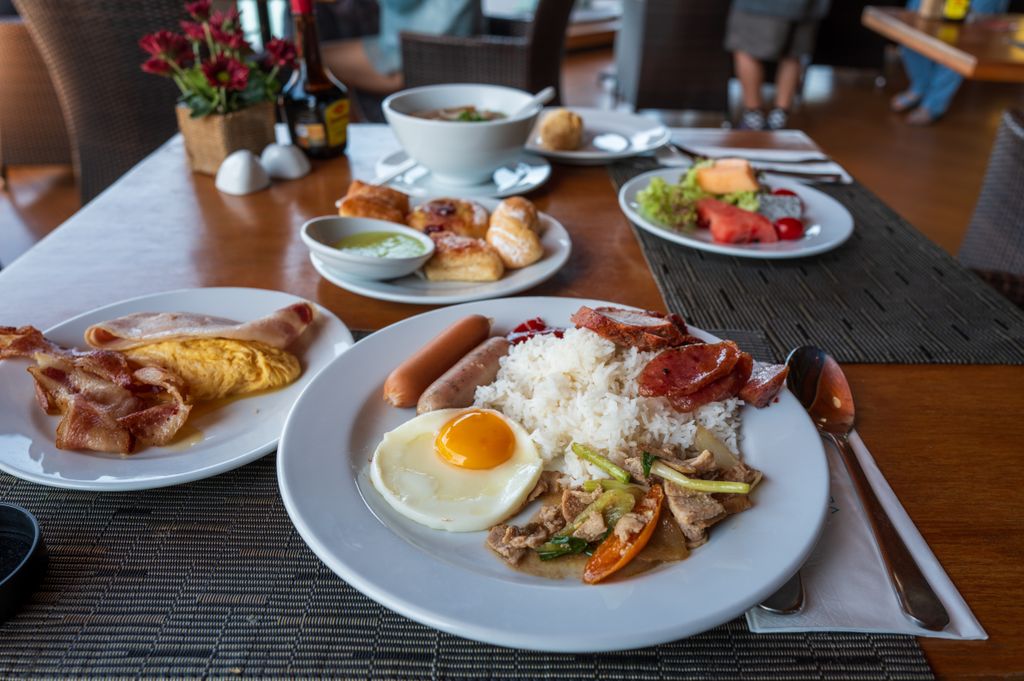 La alimentación de la selección española en el Mundial se adapta a cada jugador: incluso en el desayuno, algunos futbolistas apuestan por pasta o arroz con pollo si el partido se juega al mediodía.