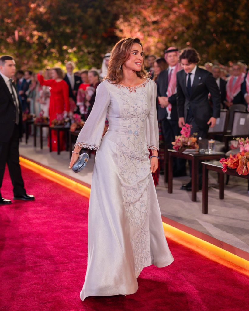 Rania de Jordania en la celebración del 80 aniversario del Día de la Independencia de Jordania