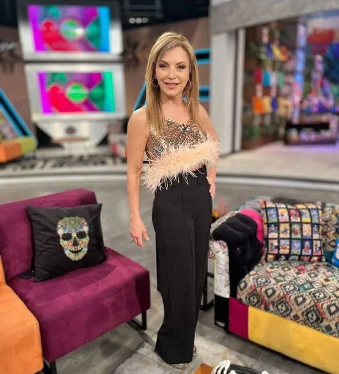 Laura Flores