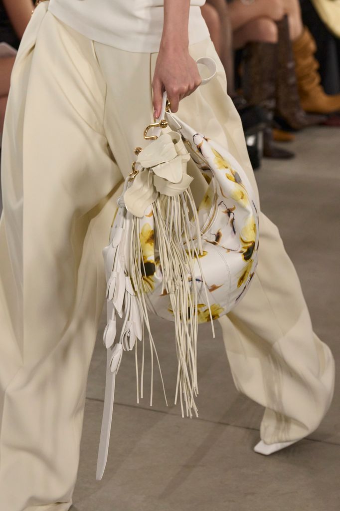 El bolso que arrasará este verano tiene 5.000 años de historia y nació como una falda para hombres