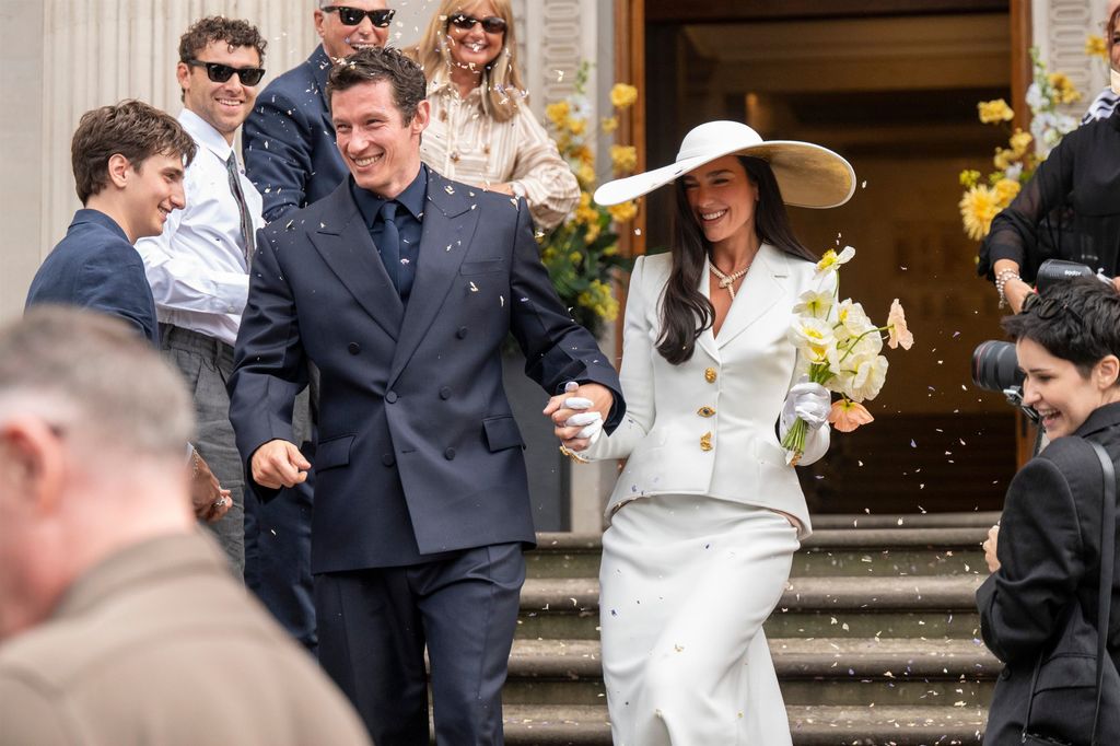 Dua Lipa y Callum Turner se casan en el Old Marylebone Town Hall de Londres, el 1 de junio de 2026