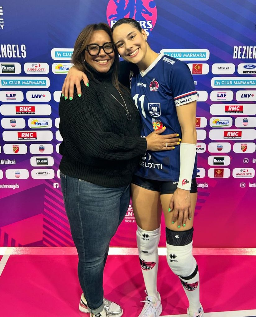 Pilar Marie Victoriá y su mamá