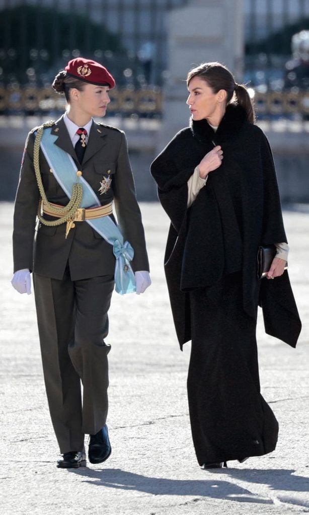 HO4150 PRINCESA LEONOR DESAFÍOS