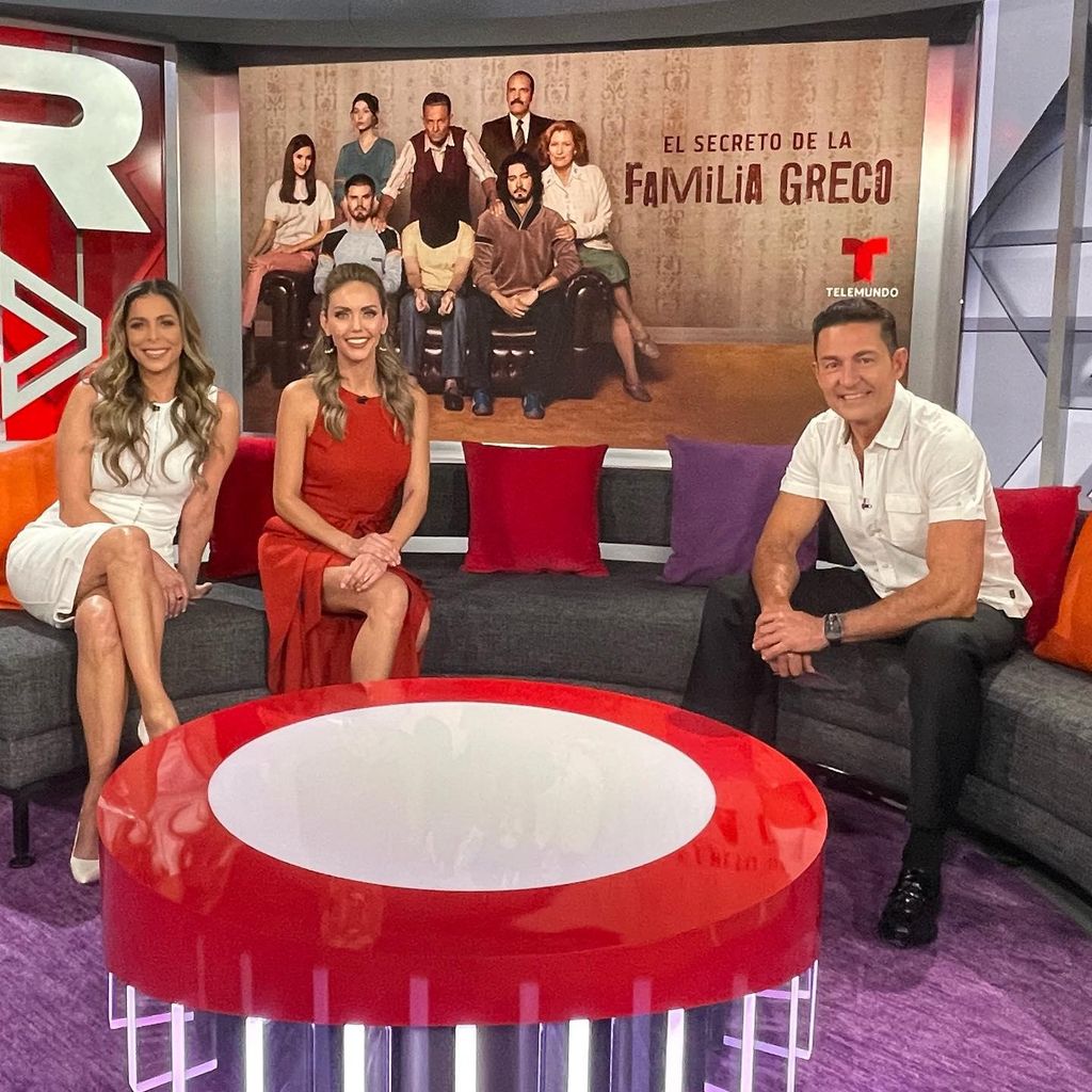 Lourdes Stephen y Jessica Carillo con Fernando Colunga en \'Al Rojo Vivo\'