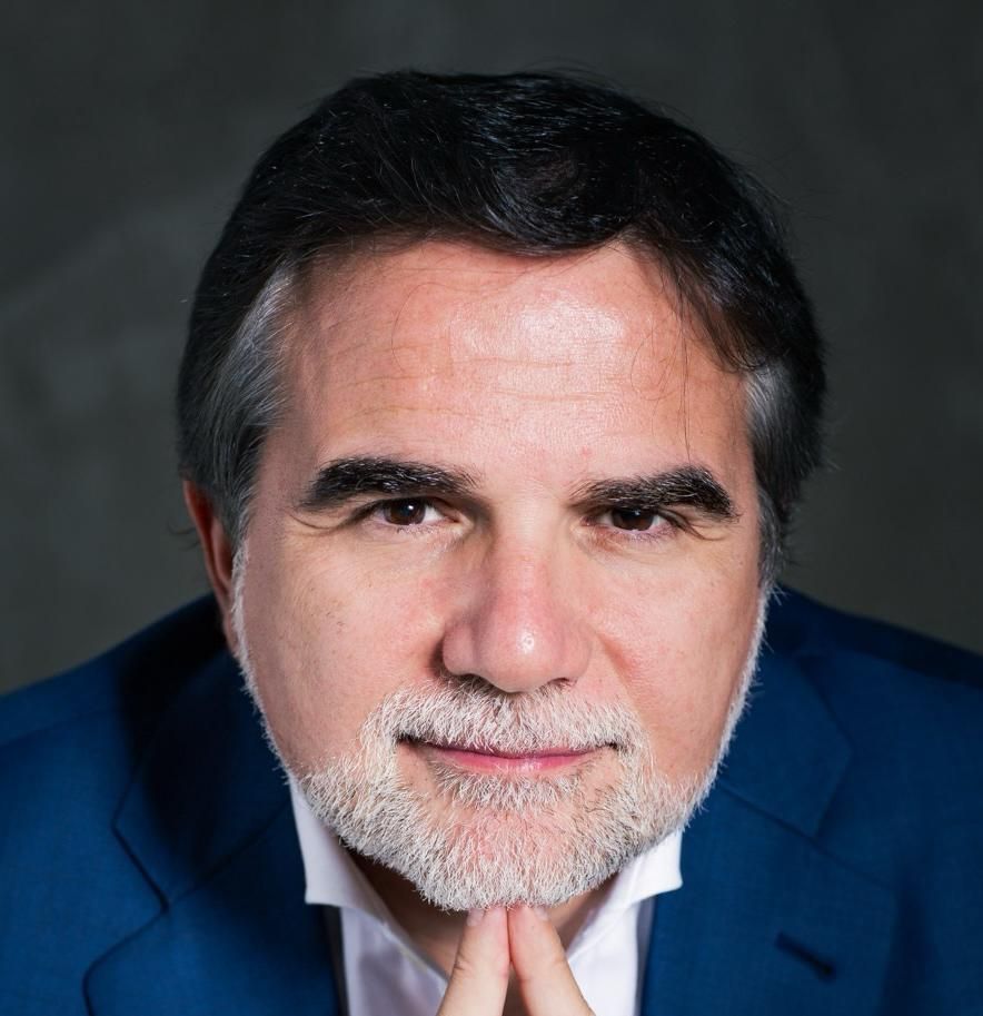 Dr. Javier Quintero Gutiérrez del Álamo, especialista en Psiquiatría infantil y adolescente y miembro de Top Doctors Group.