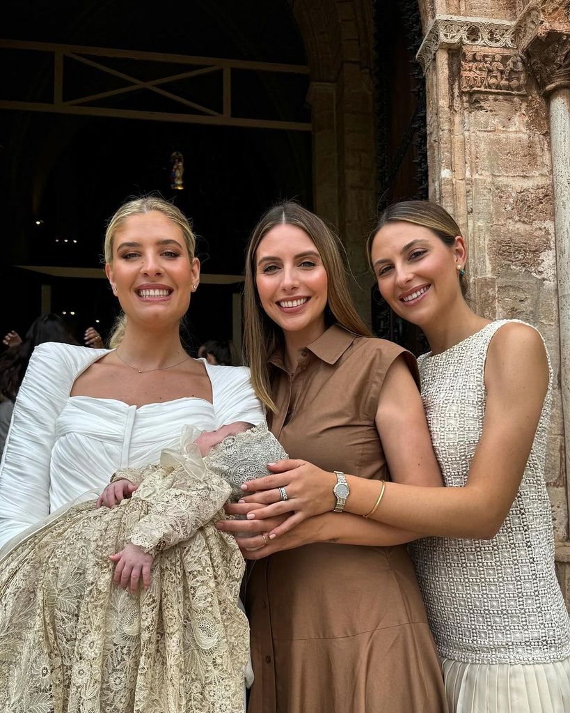 Teresa Andrés Gonzalvo y sus socias Carmen y Gracia. 