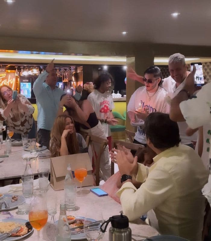 Shakira celebrando el cumpleaños de su hermano y su sobrino