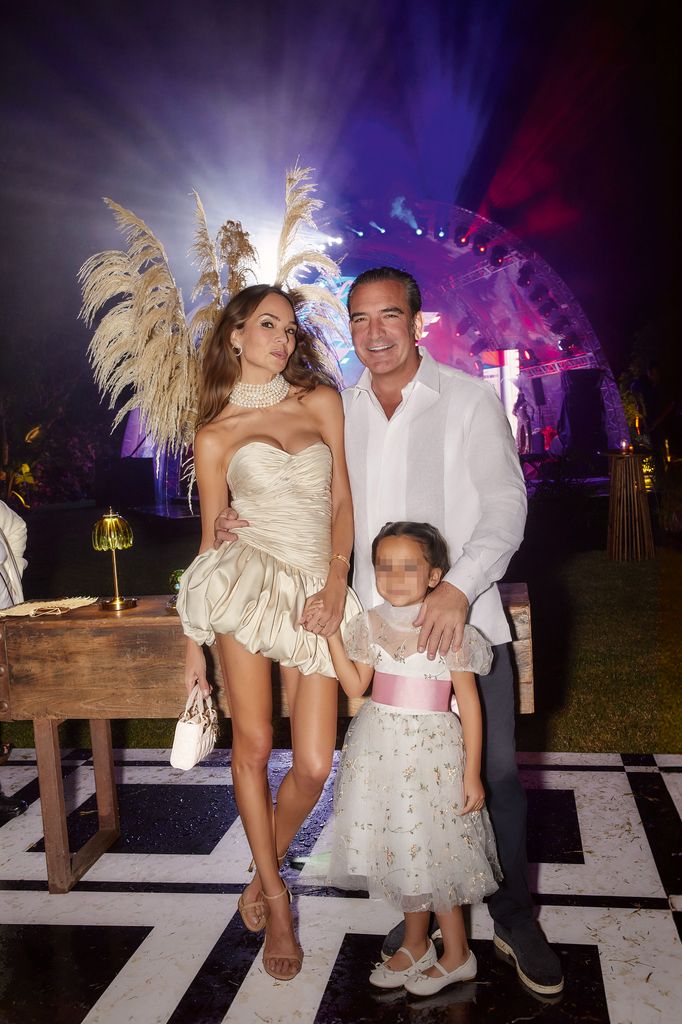 Gigi Sarasola y Sara Zaldívar en su boda