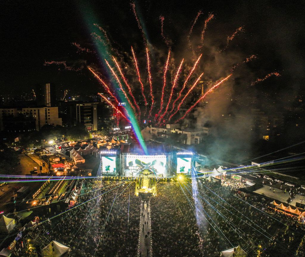 Enrique arrasa actuando ante 60.000 personas