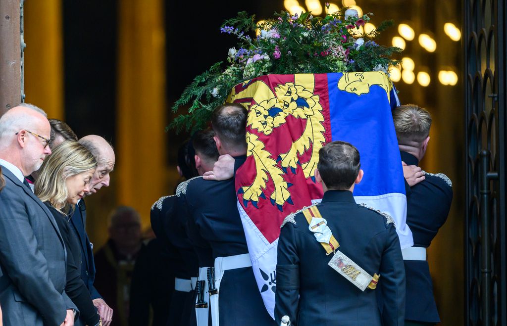 Vigilia previa al funeral de la duquesa de Kent, en la catedral de Westminster